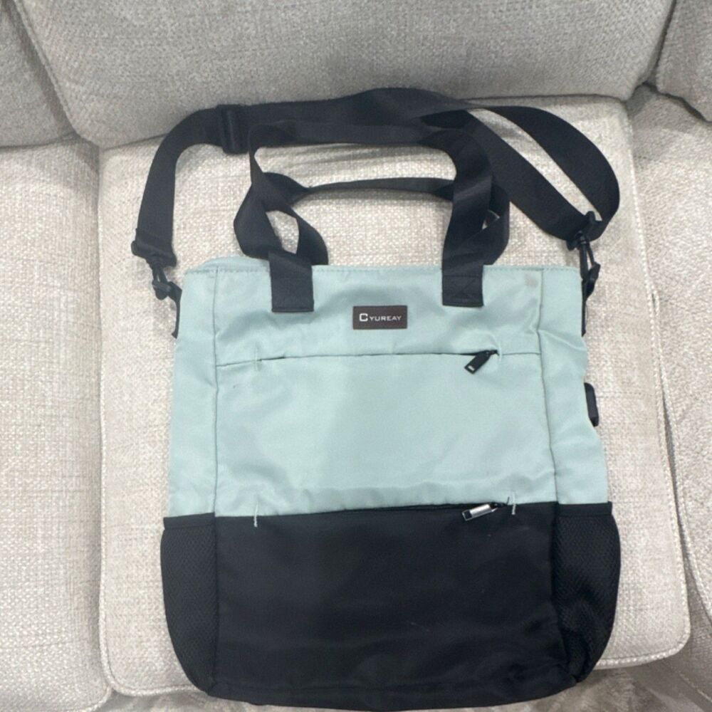 CYUREAY Green Black Large Backpack Zip Closure Adjustable Shoulder Strap